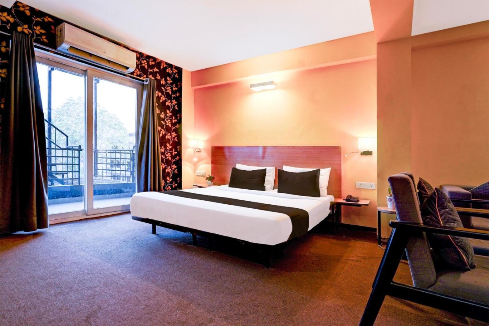Aerotech Hotel 4*