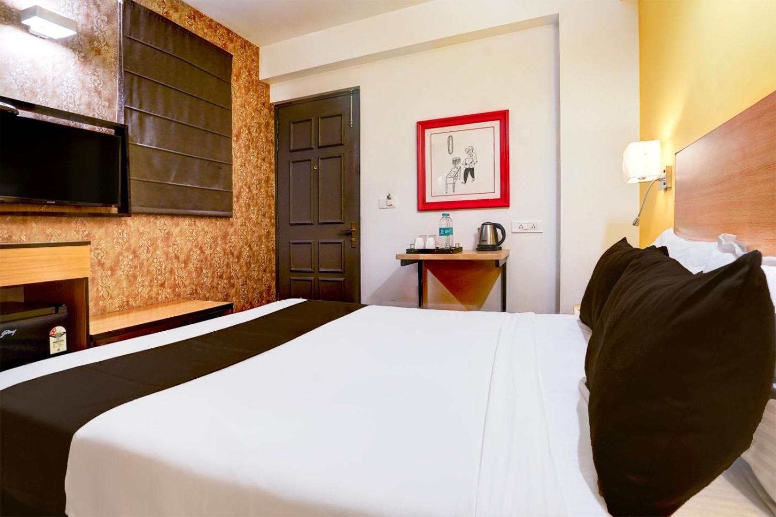 Hotel Aerotech 4*