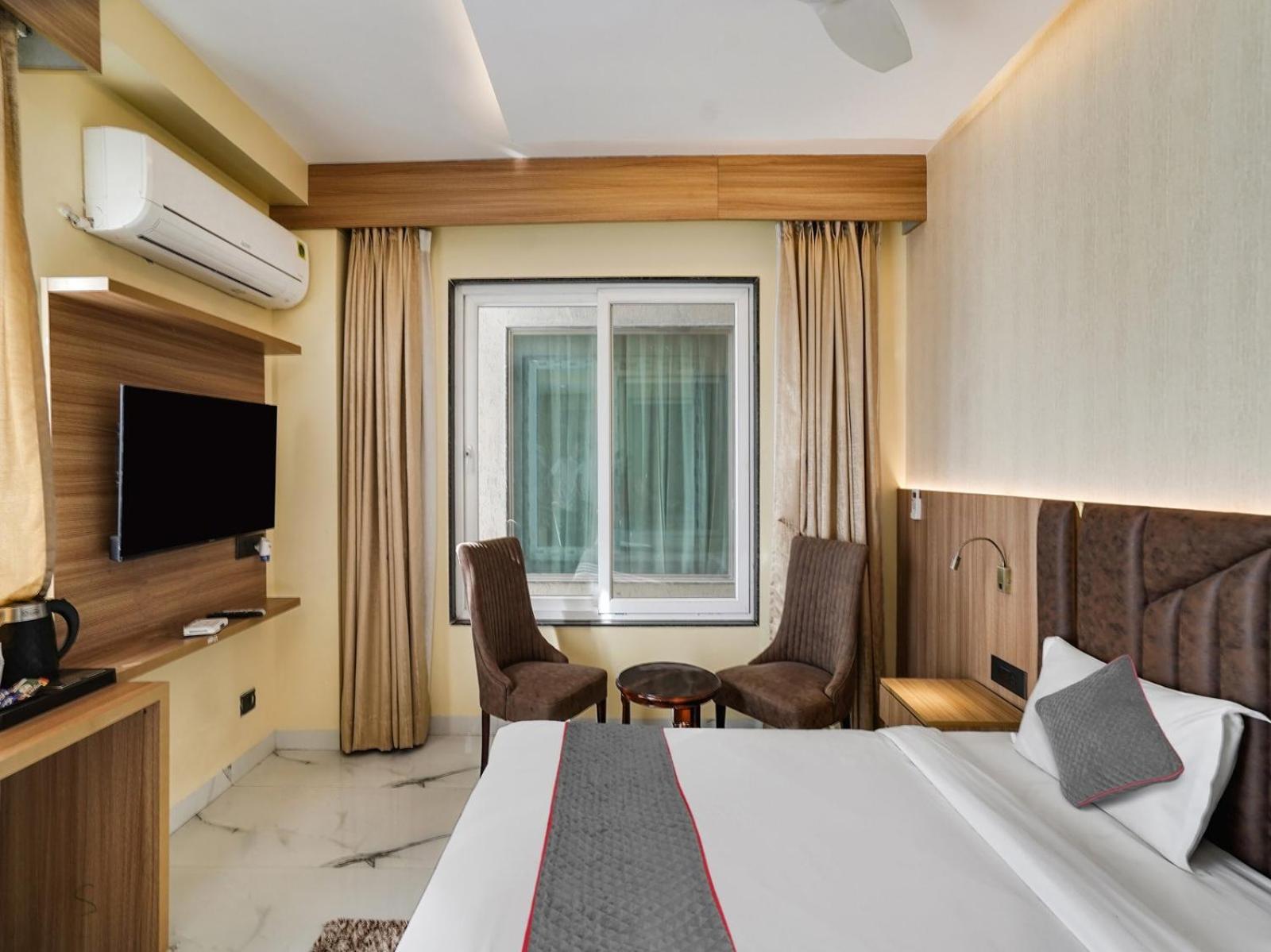 Hotel Aerotech 4*