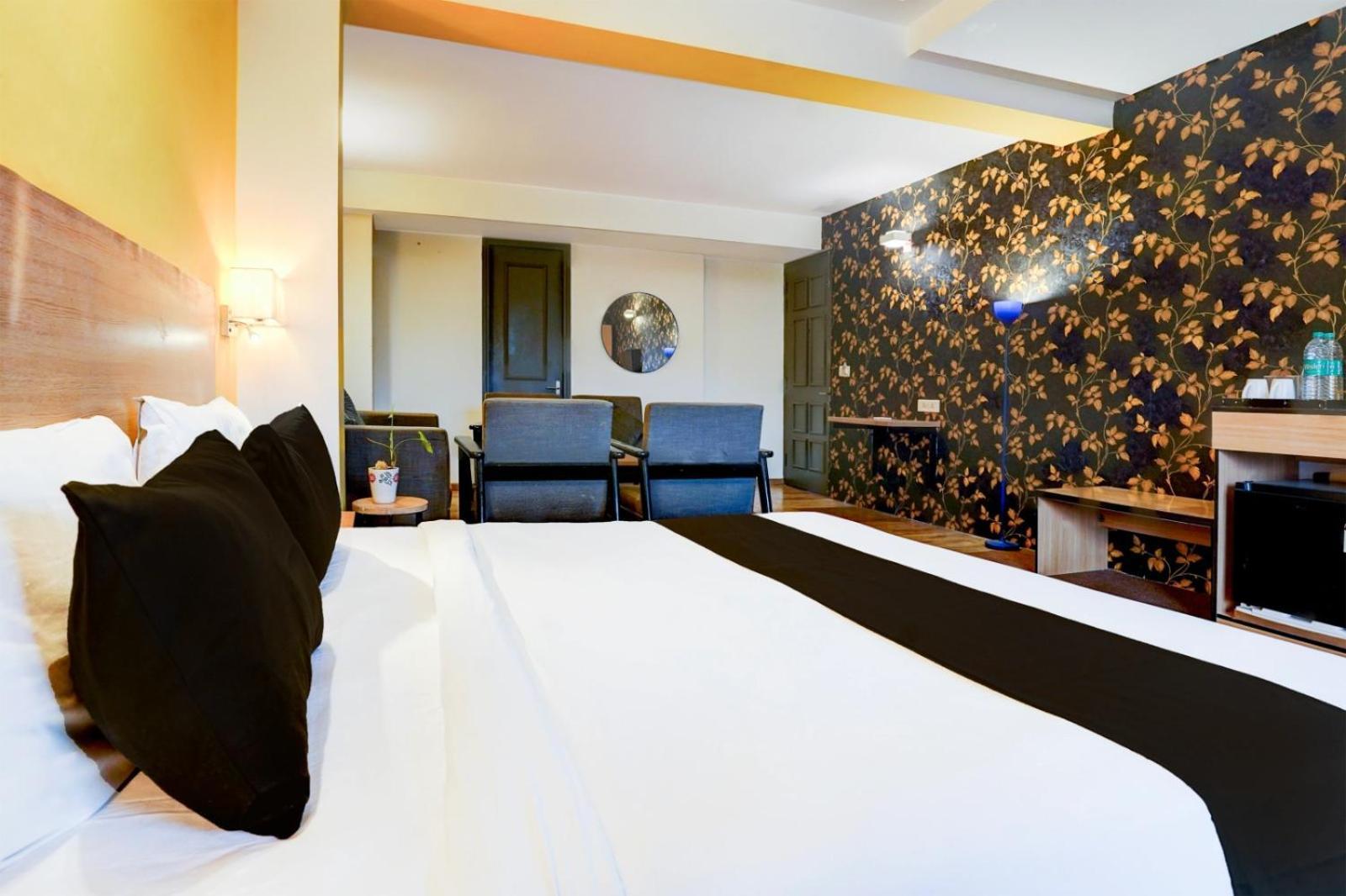 Hotel Aerotech 4*