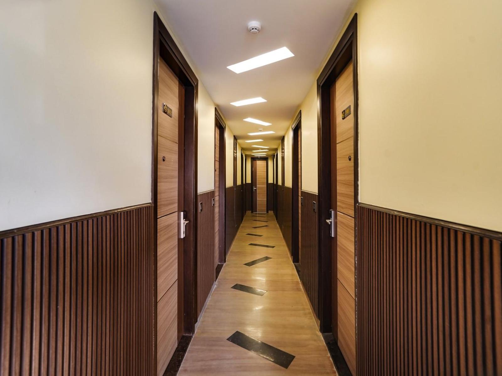 Aerotech 4* New Delhi